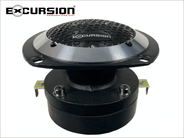 EXCURSION XXX T2 3 EXCURSION XXX T2